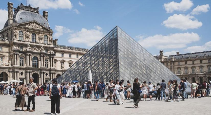 Ezért sztrájkoltak a Louvre alkalmazottai - kultura.hu
