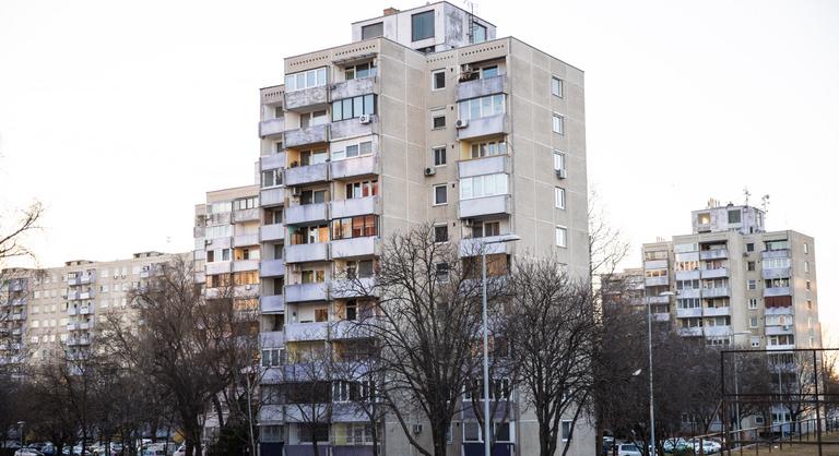 Kongatják a vészharangokat, hatalmas problémák vannak a társasházaknál - Index - Gazdaság
