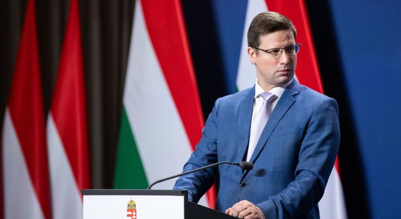 Gulyás Gergely is elmondta a véleményét Aranyosi Péter Karinthy-gyűrűs botrányáról a kormányinfón - Blikk - Kvíz
