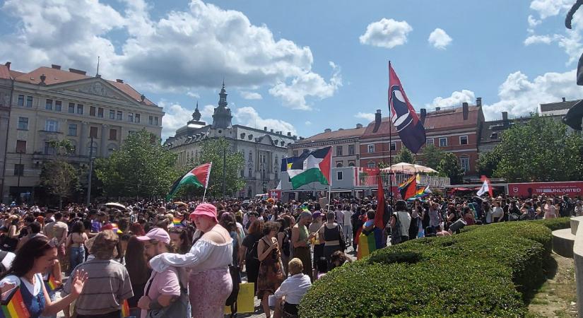 Meghallgattam egy drag queent, aztán kimentem a kolozsvári Pride-ra - Főtér