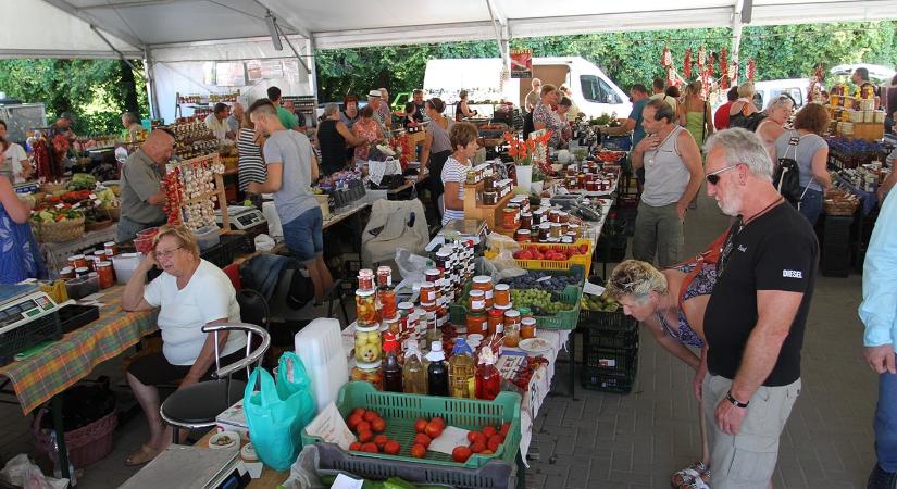 Egy falatnyi Balaton minden kosárban – termelői piacok a tó körül - Csodálatos Balaton