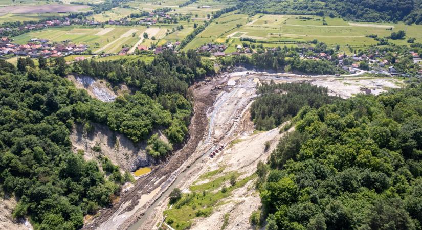 Így néz ki a katasztrófa sújtotta parajdi sóbánya - Portfolio