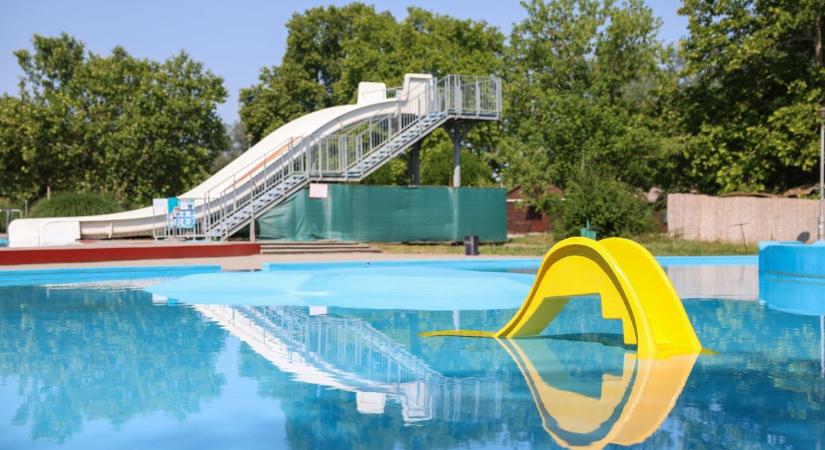 Sokba fájhat idén a pancsolás Komárom-Esztergomban: mutatjuk a strandbelépők árait - Kemma