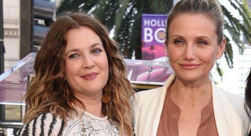 Az 52 éves Cameron Diaz és az 50 éves Drew Barrymore smink nélkül szelfiztek: így néznek ki festék nélkül - Femina