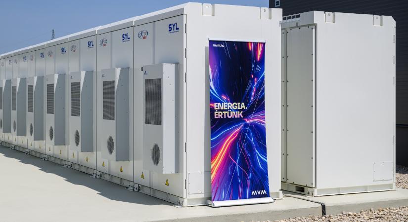 Nagy erőkkel spájzolja Magyarország az energiát - Infostart - Gazdaság