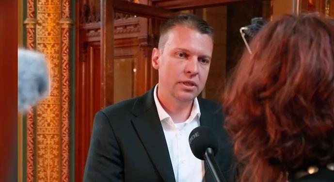 Menczer Tamás: Magyarország jövőjét dönti el a 2026-os választás  videó - HírTV