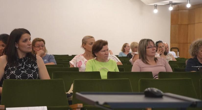 Találkoztak a bölcsődei szakma képviselői - TelePaks