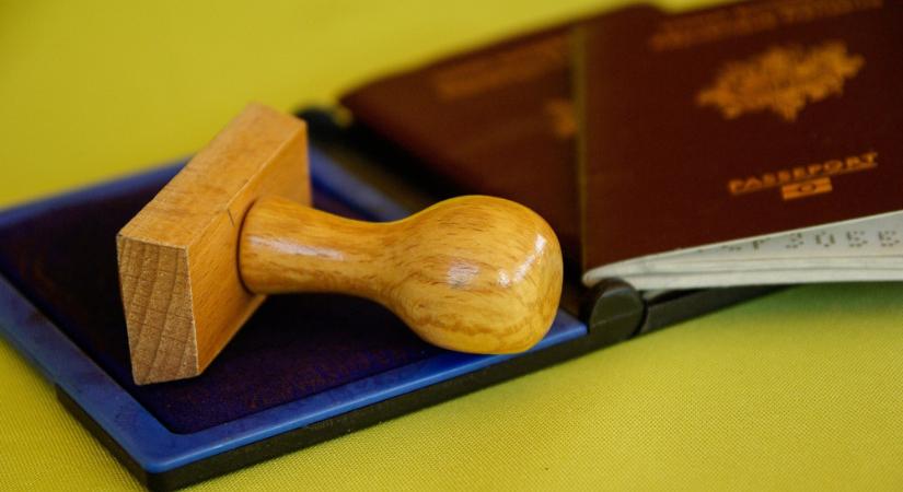 A Kárpátalján élő honfitársaink is felvehetik a magyar állampolgárságot - Infostart