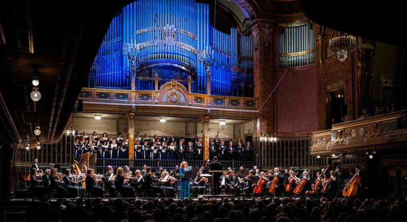 KÉT IDEÁL Máv Szimfonikus Zenekar: Német requiem / Zeneakadémia - Revizor