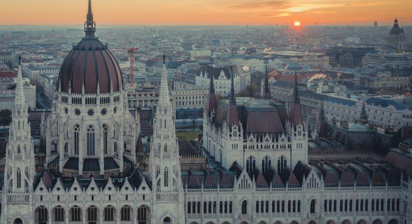 NGM-elemzés: A költségvetés stabil, vállalásunknál kedvezőbb költségvetési pályát vetít előre az Európai Bizottság - Portfolio