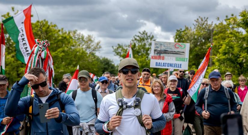 Már a falvakban is utolérte a Tisza a Fideszt a Medián számításai szerint - 24.hu
