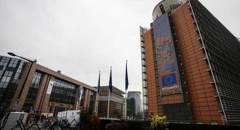 Ellehetetlenítenék a magyar kormány vétóját, nagy terv került elő Brüsszelből - Portfolio