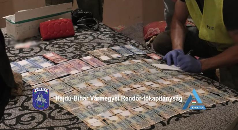 Tudtak élni a kabai kábósok, úgy szívtak, mint a kolumbiai drogbárók! Mesés vagyon került elő! – videóval - Haon
