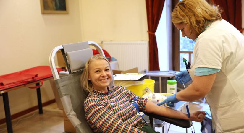 Nyáron is kell a vér, a betegségek nem mennek nyaralni - Sonline