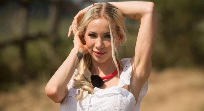 „Nem, ez nem cuki, ha ilyet hordasz otthon, az gagyi!” - Kiara Lord megmutatta, mit kellene viselniük a nőknek a négy fal között - Blikk - Kvíz