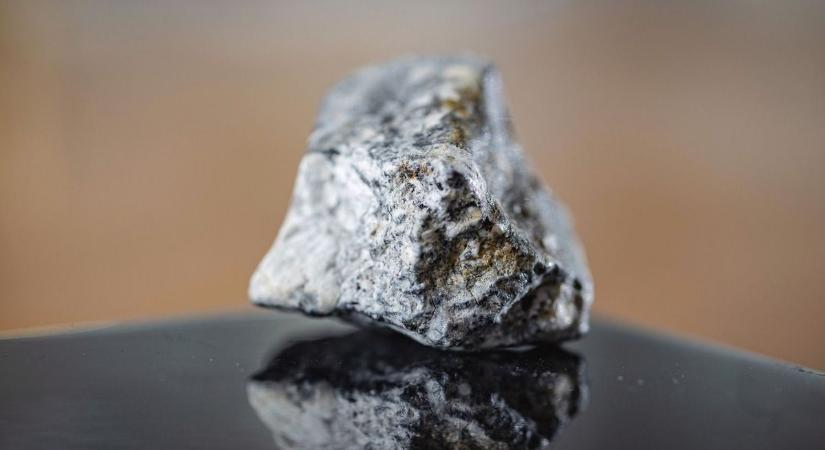 Két év alatt három becsapódó kisbolygót talált a Mátrában dolgozó csillagász - Heol