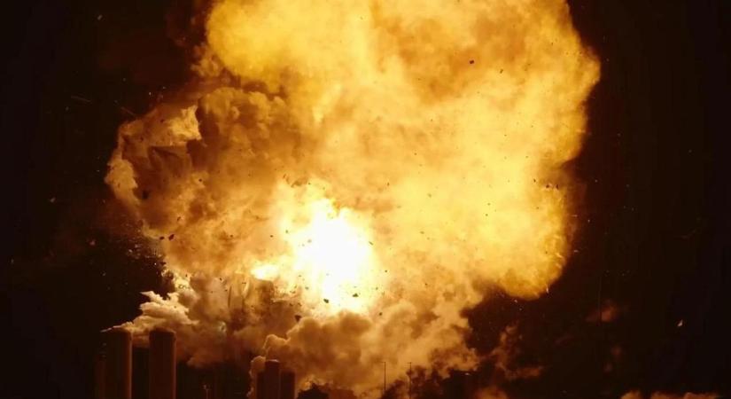 Egyetlen tűzgolyóvá robbant a SpaceX Starship űrrakétája – szuper lassított videó - Duol
