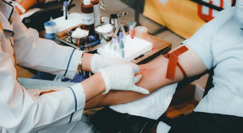 A vérvétel vezeti a magánegészségügyi toplistát - Medical Online
