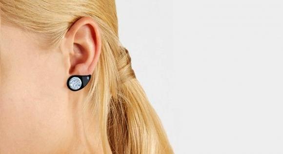 Vércukorszintmérő fülbevalót fejlesztettek ki