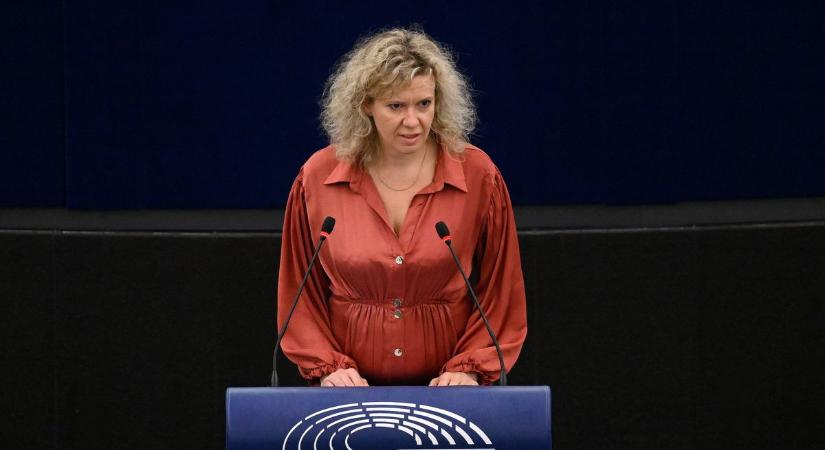 Hazaárulásnak nevezte Lázár János, hogy Kollár Kinga Brüsszelben blokkolná a magyar közlekedésfejlesztést - Ripost