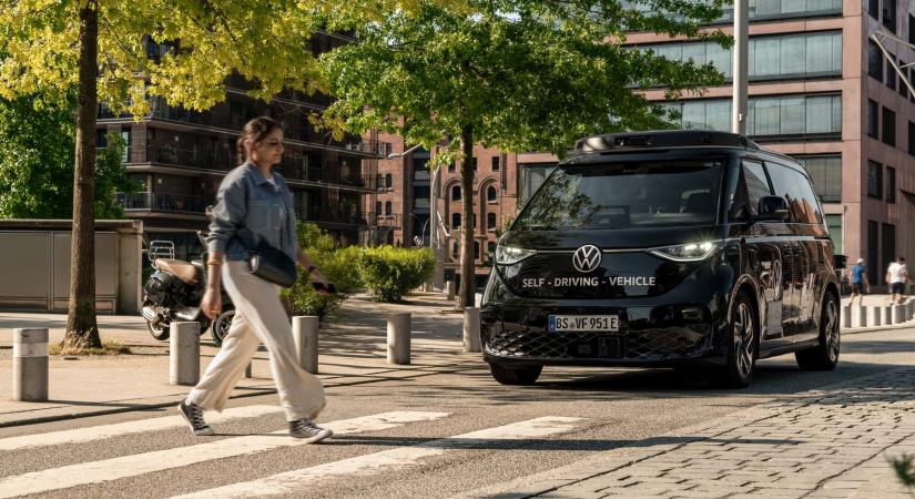 Elkészült a Volkswagen első teljesen önvezető szériaautója - Villanyautósok