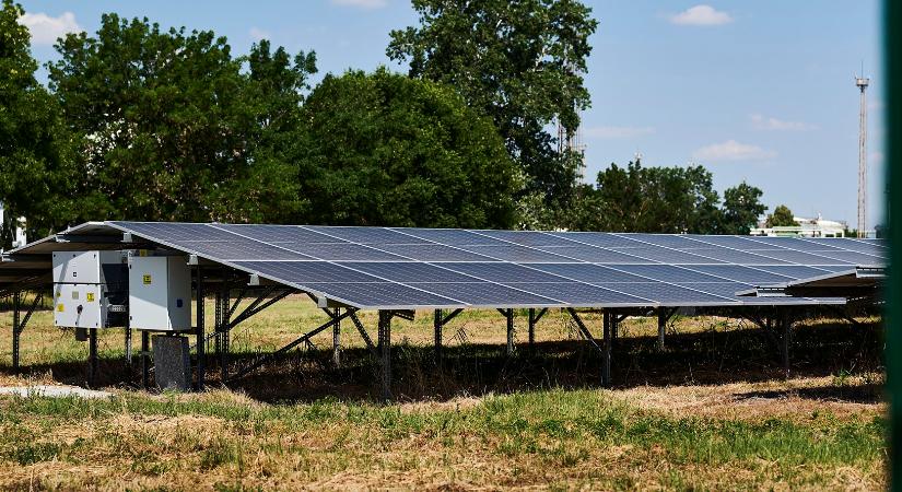Új napelemparkot és akkumulátoros energiatárolót épít a MOL Algyőn - NRGreport