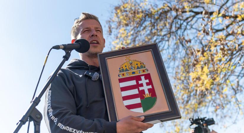 Magyar Péter ismét országjárásba kezd a nyáron - Népszava