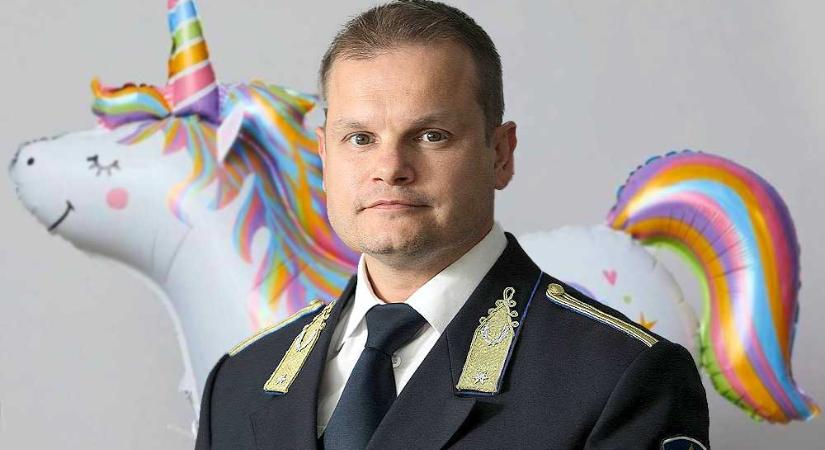 Az unikornisok sétálását is betilthatta volna Terdik Tamás Budapest rendőrfőkapitánya – állítja Karácsony Gergely főpolgármester - BudaPestkörnyéke