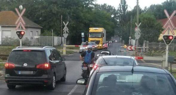 Vasúti átjárókban is jönnek a Véda kamerák - HVG - Autó