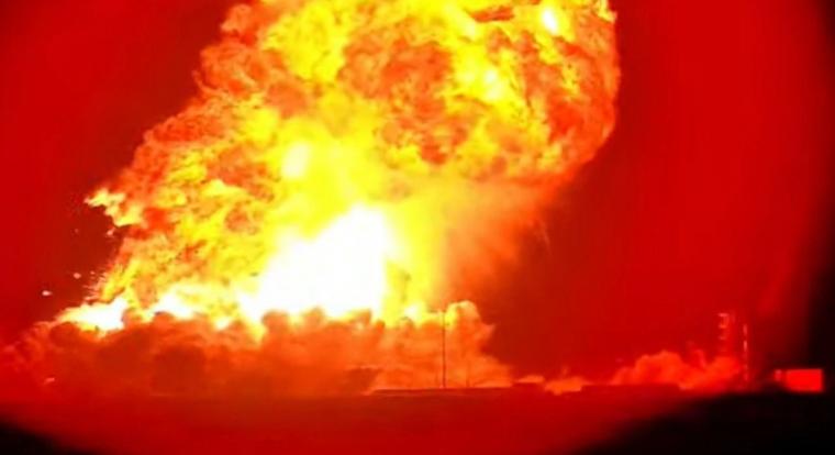 Drámai robbanással végződött a SpaceX rakétatesztje - PCWorld