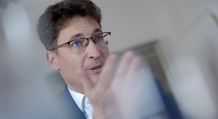 „Vannak polgármesterek, akik nem picsognak, nem sírnak” – Cser-Palkovics András fenntartja, hogy bocsánatot kért tőle Vitályos Eszter - 24.hu