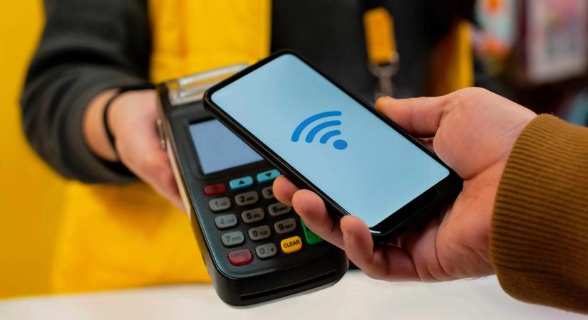 Nagyobb hatótávolsággal és fejlettebb funkciókkal érkezik az NFC 15 - Tech2