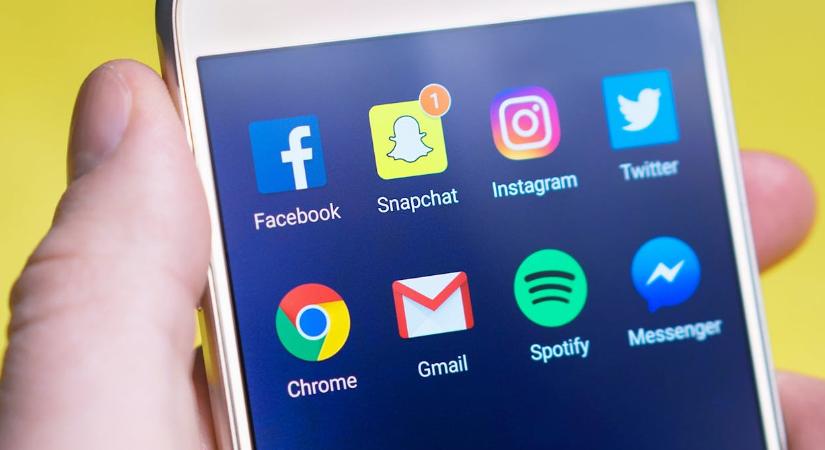 Szigorít Ausztria, jönnek a kémprogramok a Messengerre - 168.hu