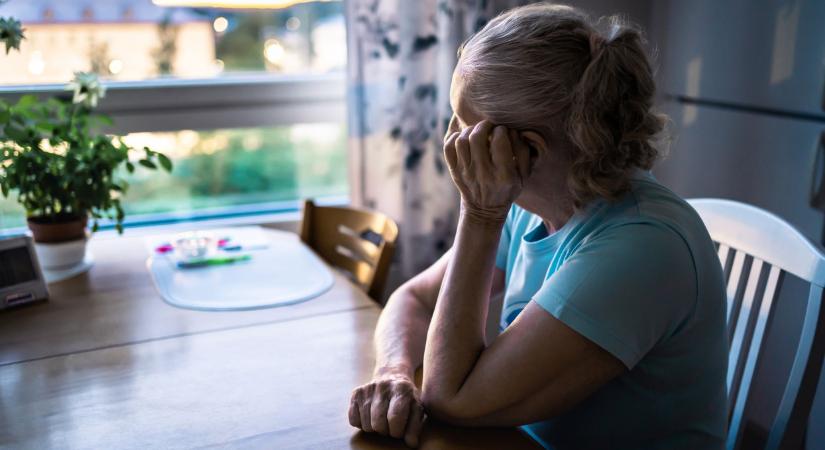 Itt a nagy áttörés a rettegett kór ellen: rossz hír az időseknek, nem mindenkinek jár a gyógymód - Pénzcentrum - Egészség