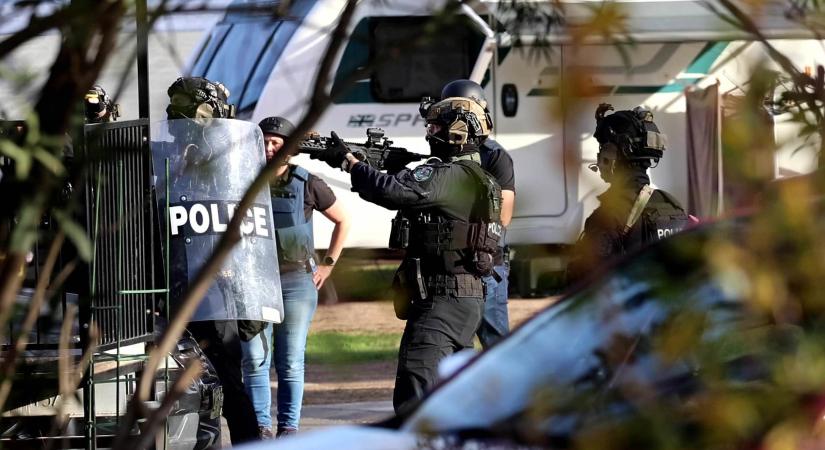 Késsel rontott a rendőrökre – lelőtték a támadót Sydneyben - Karpat.in.ua