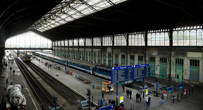Több vonat sem megy a Nyugatiba, nem lesznek pótlóbuszok sem - Infostart