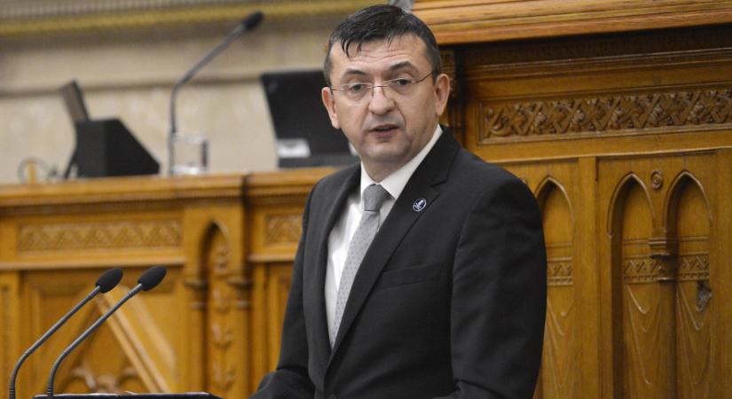 Átvilágítási szakértő érkezik a Főpolgármesteri Hivatalba - MFor