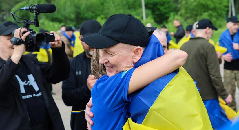 Ismét hadifoglyokat cserét Ukrajna és Oroszország - Népszava