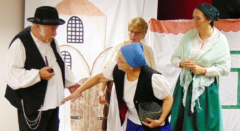 Esti program extrákkal - a haza bölcse kalauzol az éjszakában - Zaol