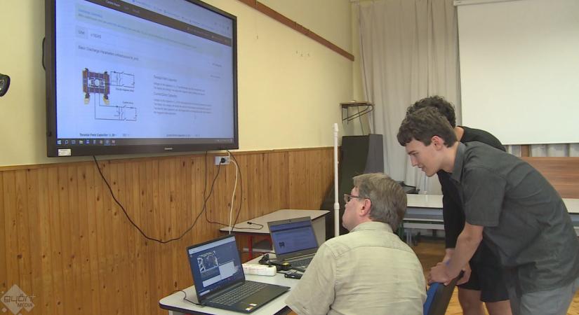 Szenzációs kísérlet a Kazinczyban - Győr Plusz