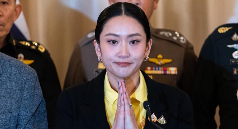 Kiszivárgott telefonbeszélgetés miatt roppanhat össze a thai kormány - Index