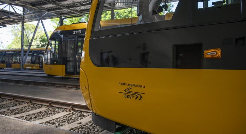Vonatpótló villamost indít a BKK - Népszava
