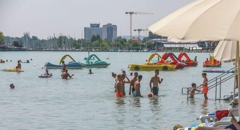 Csökken a Balaton vízszintje, de a víz már kellemesen meleg - Veol