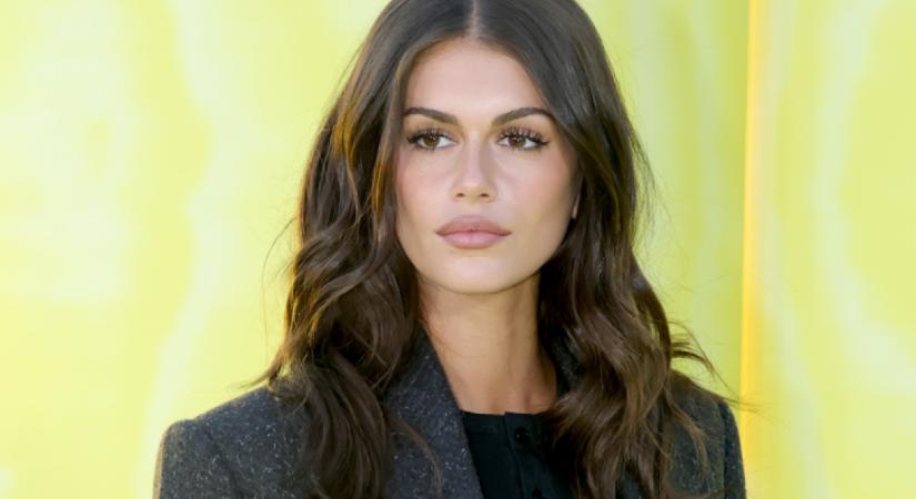 Kaia Gerber újra divatba hozta ezt a retró ruhát: mindenki ilyet fog viselni a nyáron - Femcafe.hu