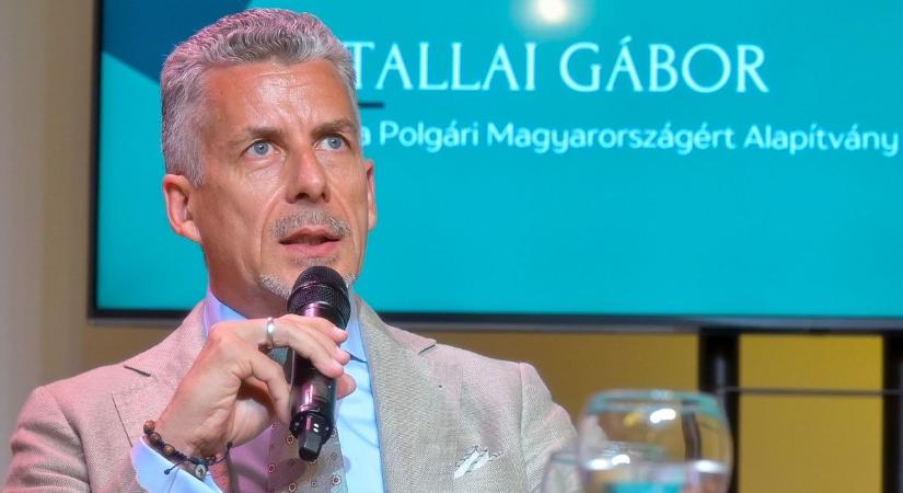 Rákay Philip látogatott Győrbe egy kerekasztal beszélgetésre - fotók - Kisalföld
