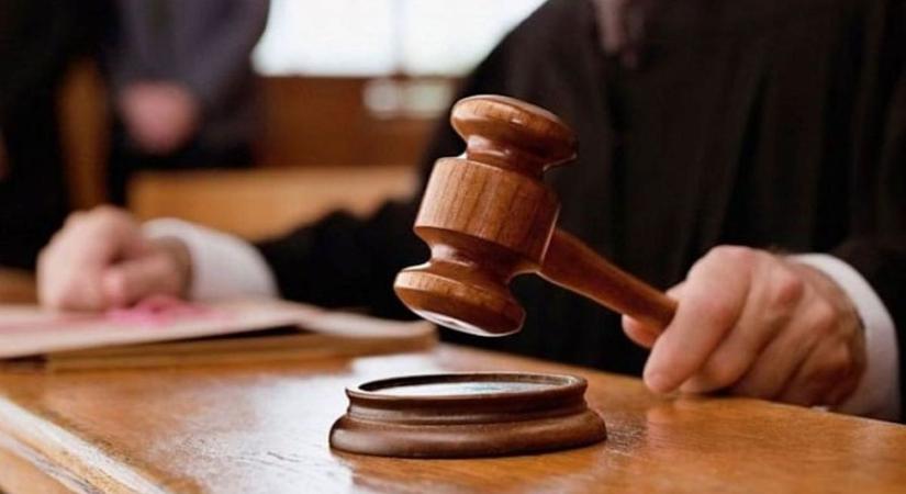 Váratlan fordulat: minden borult, mert elfogult lehetett a bíró - Mandiner