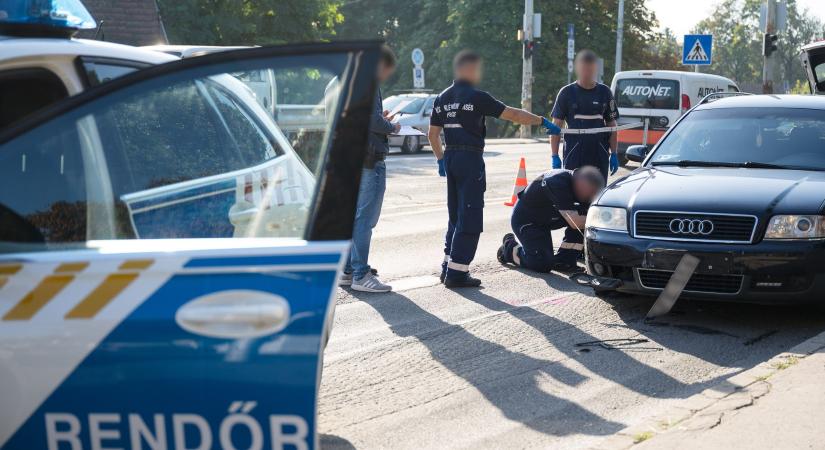 Pakolás közben érte váratlan meglepetés a cigicsempészeket - atv.hu