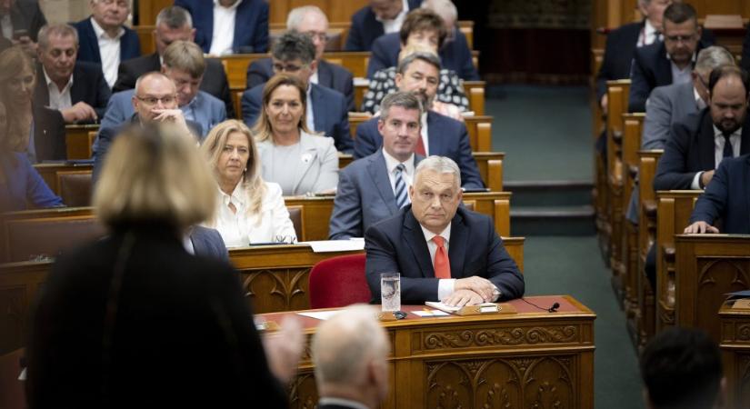 Devizahitelek: Orbán a Kúriának passzolta a labdát, ahol már össze is hívták a jogegységi tanácsot, közben egymás után függesztik föl a pereket - 24.hu