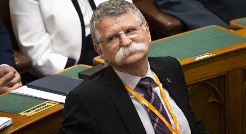 Kövér László: Ami a magyar belpolitikában zajlik, az inkább komikus, mint tragikus - 444.hu
