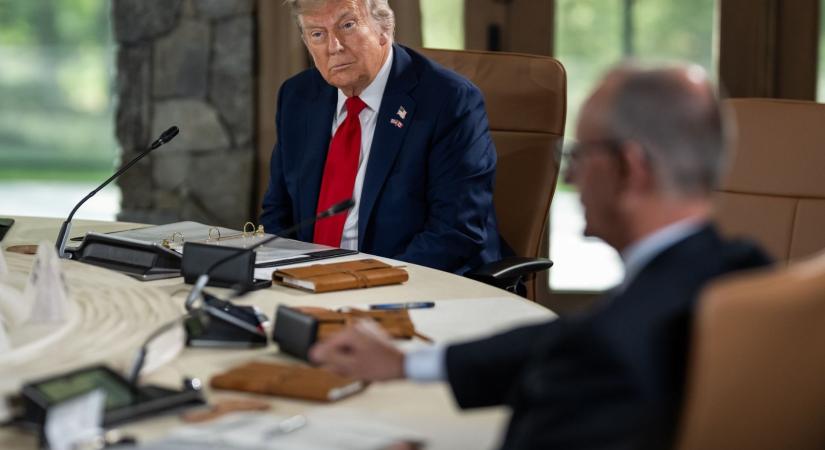Trump a rabszolgaság eltörlésének ünnepén közölte, hogy túl sok a munkaszüneti nap - Magyar Hang